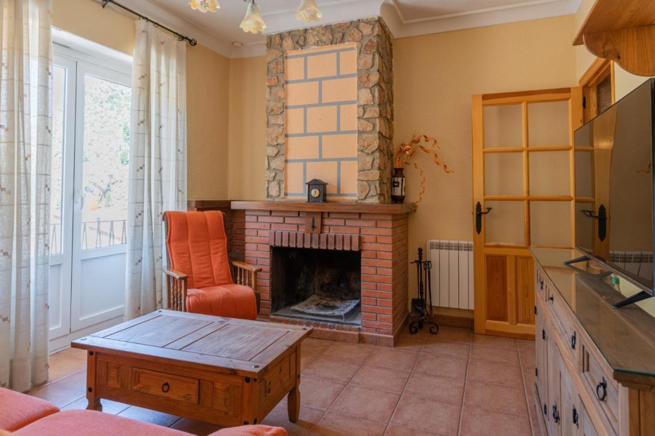 Casas Rurales Balcon De Las Mayas 아이나 외부 사진